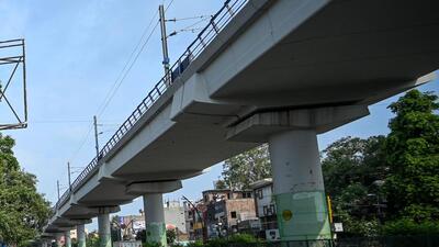 PWD said the elastomeric bearing connecting the slabs with the base and the expansion joints need to be replaced. (Sanchit Khanna/HT Photo) PWD said the elastomeric bearing connecting the slabs with the base and the expansion joints need to be replaced. (Sanchit Khanna/HT Photo)