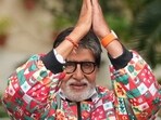 Amitabh Bachchan has been meeting his fans every Sunday for many years now. Amitabh Bachchan has been meeting his fans every Sunday for many years now.