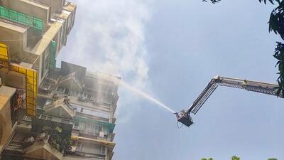 Fire at an apartment building in Dwarka Sector 13 on June 10. (Vipin Kumar/HT Photo)