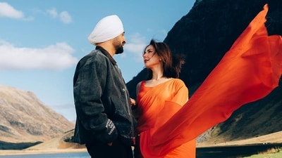Diljit Dosanjh and Pakistani actor Hania Aamir in a still from Sardaar Ji 3 trailer. Diljit Dosanjh and Pakistani actor Hania Aamir in a still from Sardaar Ji 3 trailer.