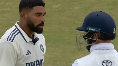 Mohammed Siraj was not pleased with Ben Duckett and Zak Crawley (Screengrabs - JioHotstar) Mohammed Siraj was not pleased with Ben Duckett and Zak Crawley (Screengrabs - JioHotstar)
