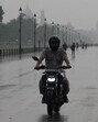 No matter the rainfall, the Capital city shall remain functional, vibrant and energetic in a true Delhi style. (Arvind Yadav/ Hindustan Times)