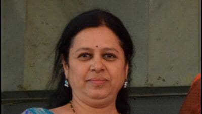 Deccan Gymkhana police file case against eight unidentified persons for putting up posters illegally at Rani Jhansi Chowk to allegedly defame BJP MP Medha Kulkarni. (HT FILE)