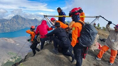 Initially, the rescuers planned on using a helicopter for the evacuation but it was not possible due to the weather conditions (AFP) Initially, the rescuers planned on using a helicopter for the evacuation but it was not possible due to the weather conditions (AFP)