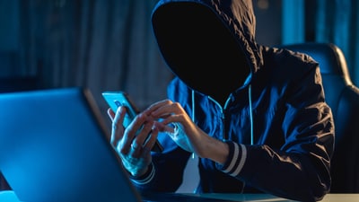 The fraudsters digital marketing tools, including search engine optimisation (SEO), social media promotions, and online advertising, to push fraudulent flight booking and cancellation services higher in search results. (Representative image) The fraudsters digital marketing tools, including search engine optimisation (SEO), social media promotions, and online advertising, to push fraudulent flight booking and cancellation services higher in search results. (Representative image)