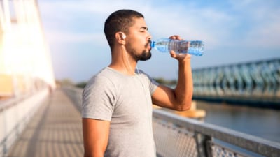 As per the doctor, having 'cold water can actually help your burn down body fat by increasing your metabolism'. (Freepik) As per the doctor, having 'cold water can actually help your burn down body fat by increasing your metabolism'. (Freepik)