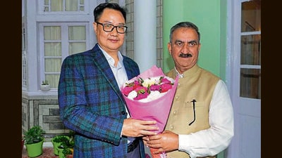 Union minister for parliamentary affairs and minority affairs Kiren Rijiju meets Himachal chief minister Sukvinder Singh Sukhu in Shimla on Thursday. (HT photo) Union minister for parliamentary affairs and minority affairs Kiren Rijiju meets Himachal chief minister Sukvinder Singh Sukhu in Shimla on Thursday. (HT photo)