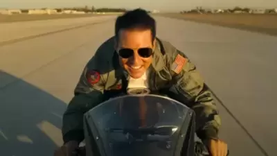Tom Cruise in Top Gun Tom Cruise in Top Gun