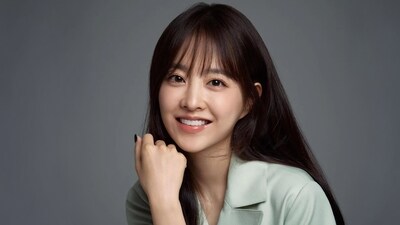 Park Bo-young fans are calling out Shin Dong-yup for forcing the South Korean actress to appear on SNL Korea