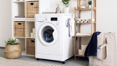 Keep clothes fresh and dry indoors with monsoon-friendly washing machines featuring steam and drying options. Keep clothes fresh and dry indoors with monsoon-friendly washing machines featuring steam and drying options.