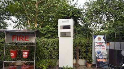 An air purifier already installed at the Jangpura fuel station. (Sanjeev Verma/HT Photo) An air purifier already installed at the Jangpura fuel station. (Sanjeev Verma/HT Photo)