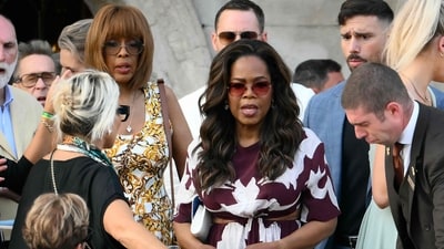 Gayle King (L) and Oprah Winfrey get on a taxi boat as they leave the Gritti Palace Hotel ahead of the wedding of Amazon's founder Jeff Bezos with Lauren Sanchez in Venice on June 26, 2026. (AFP) Gayle King (L) and Oprah Winfrey get on a taxi boat as they leave the Gritti Palace Hotel ahead of the wedding of Amazon's founder Jeff Bezos with Lauren Sanchez in Venice on June 26, 2026. (AFP)