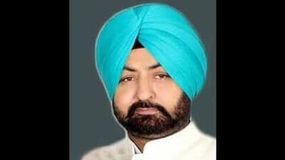 Munidian stated that quality standards must not be compromised and warned of stringent action against those responsible for delays and sub-standard execution, (HT File Photo) Munidian stated that quality standards must not be compromised and warned of stringent action against those responsible for delays and sub-standard execution, (HT File Photo)