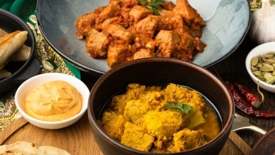 If you are a non-vegetarian, keep these two important points in mind, suggested by Kareena Kapoor's nutritionist, Rujuta Diwekar. (Freepik) If you are a non-vegetarian, keep these two important points in mind, suggested by Kareena Kapoor's nutritionist, Rujuta Diwekar. (Freepik)