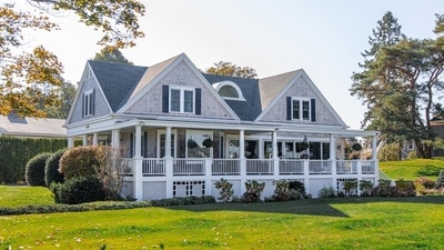 The Mortgage Research Center says the average rate for a 30-year Fixed refinance loan dropped to 6.68% and was down 2.51% since last week. (Unsplash) The Mortgage Research Center says the average rate for a 30-year Fixed refinance loan dropped to 6.68% and was down 2.51% since last week. (Unsplash)
