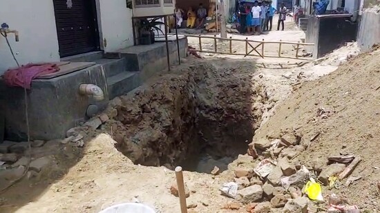 The 10-foot-deep pit from where the victim's body was recovered by police, in Faridabad on June 21. (ANI )