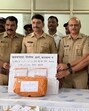 Kalyan, India - June 27 2025: Manpada police officers display seized packets of mephedrone (MD) worth ?2.12 crore during a late-night raid at a high-rise in Dombivli’s Khoni-Palava area on June 26.. Pic on Wednesday in India on 27 2025 - Story By Anamika Gharat ( Photo By Pramod Tambe) Kalyan, India - June 27 2025: Manpada police officers display seized packets of mephedrone (MD) worth ?2.12 crore during a late-night raid at a high-rise in Dombivli’s Khoni-Palava area on June 26.. Pic on Wednesday in India on 27 2025 - Story By Anamika Gharat ( Photo By Pramod Tambe)