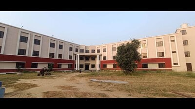 An under-construction building of school of eminence, Kidwai Nagar, in Ludhiana on Saturday. (HT Photo) An under-construction building of school of eminence, Kidwai Nagar, in Ludhiana on Saturday. (HT Photo)