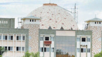 Opposition parties criticise BJP as its leaders despite holding regular visits and review meetings at PMC fail to address civic issues. ((PIC FOR REPRESENTATION)) Opposition parties criticise BJP as its leaders despite holding regular visits and review meetings at PMC fail to address civic issues. ((PIC FOR REPRESENTATION))