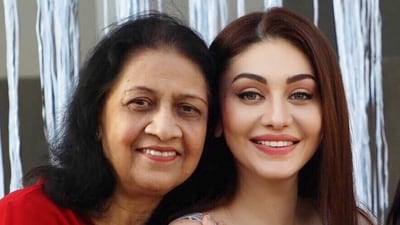 Shefali Jariwala's mother visited the Bellevue Multispeciality Hospital. Shefali Jariwala's mother visited the Bellevue Multispeciality Hospital.