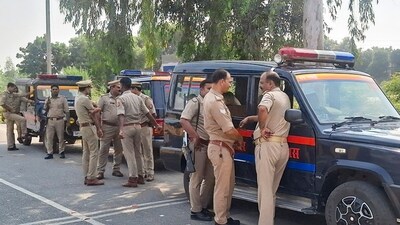 Two minors in Bahraich, UP, allegedly murdered a 19-year-old to steal his iPhone for making ‘high-quality reels’ on social media, according to police. (Representational image/ File) Two minors in Bahraich, UP, allegedly murdered a 19-year-old to steal his iPhone for making ‘high-quality reels’ on social media, according to police. (Representational image/ File)