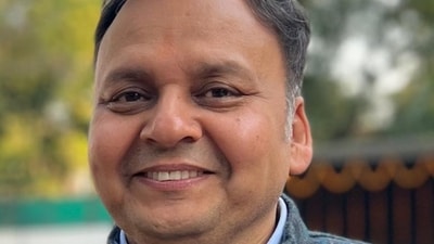 Parag Jain, a 1989 batch Punjab cadre IPS officer, takes over from Ravi Sinha on Monday.
