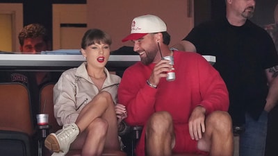 Taylor Swift and Travis Kelce enjoy another romantic summer date in NYC. (Nathan Denette/The Canadian Press via AP) (AP)