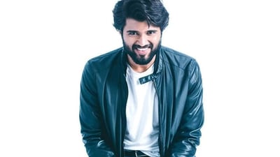 Vijay Deverakonda debuted in the film industry with the 2011 film Nuvvila. Vijay Deverakonda debuted in the film industry with the 2011 film Nuvvila.