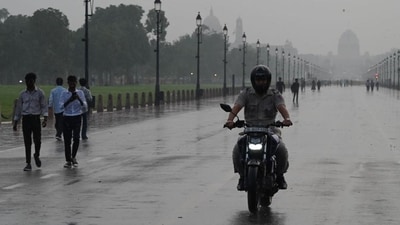 The IMD has issued a yellow alert till June 30, citing light rain and winds across the region. (Arvind Yadav/ Hindustan Times)