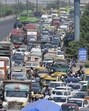 (Representative picture) Heavy traffic jam on Kalindi Kunj road near Mahamaya flyover. (HT Archive)