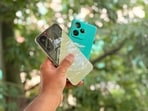 Poco F7 (left), Realme GT 7 (right).