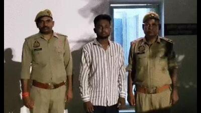 Accused Mohd Kaif in police custody in Prayagraj. (Sourced)