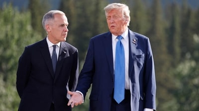 Canadian Prime Minister Mark Carney and Trump will start the trade talks again to try and make a deal by July 21, 2025, the ministry said. (AFP) Canadian Prime Minister Mark Carney and Trump will start the trade talks again to try and make a deal by July 21, 2025, the ministry said. (AFP)