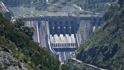 The National Hydroelectric Power Corporation (NHPC), in coordination with the local administration, issued advisories warning about the increasing water level. (AFP) The National Hydroelectric Power Corporation (NHPC), in coordination with the local administration, issued advisories warning about the increasing water level. (AFP)