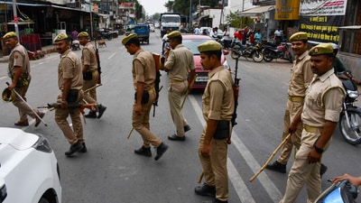 The police recovered a pistol, live cartridges and a dead cartridge from the accused, who was admitted to the hospital for further treatment. (PTI/Representational Image) The police recovered a pistol, live cartridges and a dead cartridge from the accused, who was admitted to the hospital for further treatment. (PTI/Representational Image)