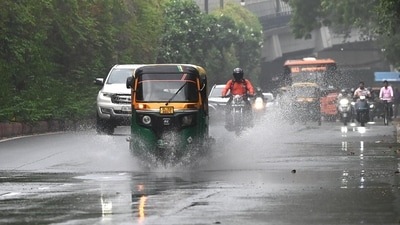 Light rain at Mandi House in New Delhi, India, on Sunday, June 29, (Hindustan Times) Light rain at Mandi House in New Delhi, India, on Sunday, June 29, (Hindustan Times)