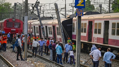 In a similar incident, a coach of an Electric Multiple Unit (EMU) train was derailed near the Shivaji bridge in New Delhi on June 12. (Raj K Raj/HT Photo) In a similar incident, a coach of an Electric Multiple Unit (EMU) train was derailed near the Shivaji bridge in New Delhi on June 12. (Raj K Raj/HT Photo)