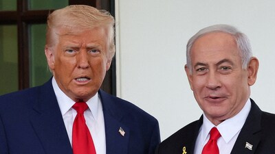 US President Donald Trump welcomes Israeli Prime Minister Benjamin Netanyahu at the entrance of the White House (REUTERS File)