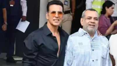 Akshay Kumar and Paresh Rawal to share screen in Hera Pheri 3. Akshay Kumar and Paresh Rawal to share screen in Hera Pheri 3.