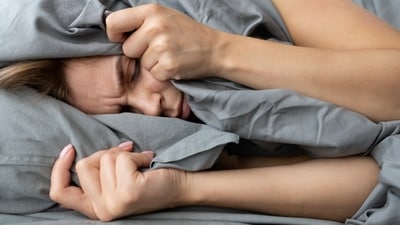 Sleep is your body’s time to repair, restore, and rejuvenate — not to keep your digestive system working overtime. (Freepik) Sleep is your body’s time to repair, restore, and rejuvenate — not to keep your digestive system working overtime. (Freepik)