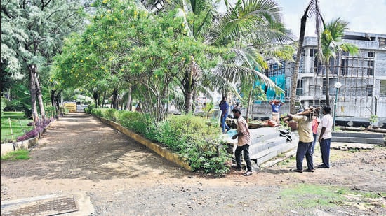 Mumbai, India - June 3, 2025:Tata Garden at Breach Candy, in Mumbai, India, on Tuesday, June 3, 2025. (Photo by Anshuman Poyrekar/ Hindustan Times) (Hindustan Times)