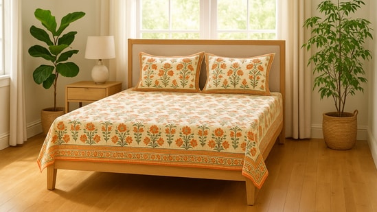 Brighten your bedroom with a summer cotton bedsheet. These Amazon finds combine comfort, style, and attractive offers that you’ll appreciate.