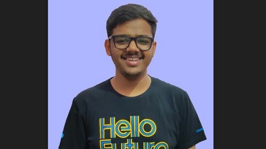 A Bengaluru CEO shared frustration after receiving mostly unusable, AI-generated code for a backend role. (X/@itsumeshk)