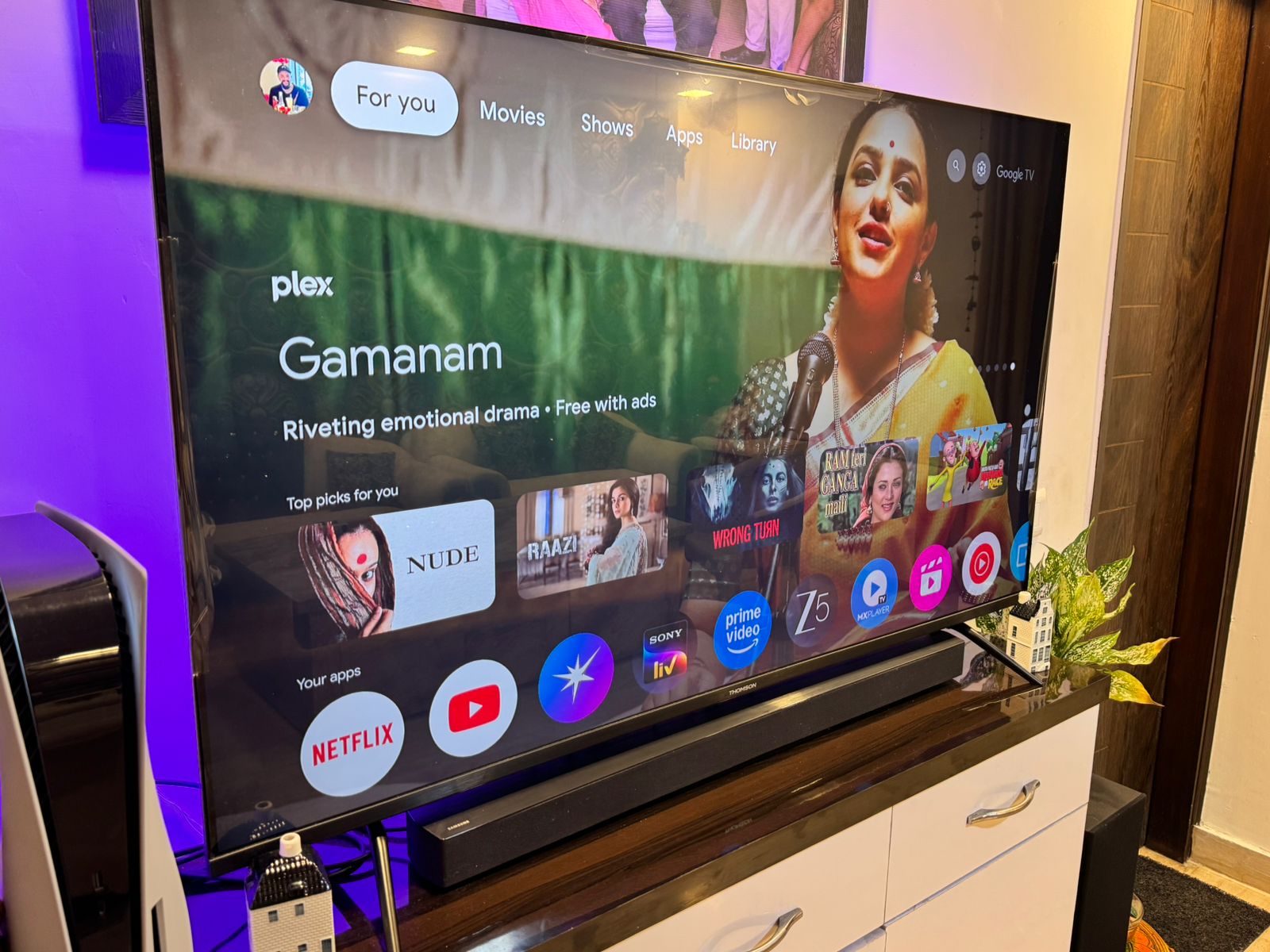 I paired the Thomson Phoenix QLED TV with Samsung C45 soundbar. I paired the Thomson Phoenix QLED TV with Samsung C45 soundbar.