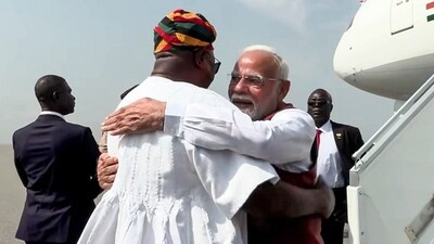 Prime Minister Narendra Modi receives a warm welcome by Ghana President John Mahama on his arrival at Kotoka International Airport in Accra, Ghana, for his first-ever bilateral visit to the country, on Wednesday. (DD/ANI Grab)