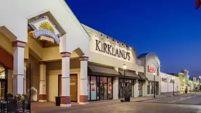 Oglethorpe Mall shooting: Several people were shot in Savannah (X) Oglethorpe Mall shooting: Several people were shot in Savannah (X)
