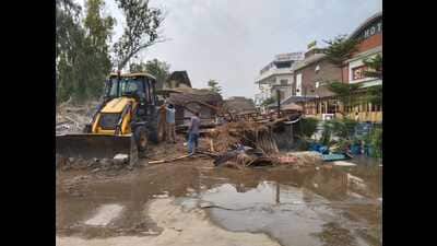 The Faridkot district administration on Wednesday demolished part of a restaurant, Shahi Haveli, owned by an Aam Aadmi Party (AAP) leader, Arsh Sachhar. (HT Photo)