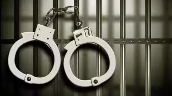 The girl’s family has alleged that the accused had been blackmailing her with her private photos for two to three years (Representative photo)