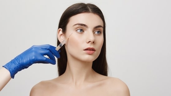 In the light of Shefali Jariwala's death, a cardiologist and plastic surgeon talk about anti-ageing injections, if they actually work, what are the risks of taking them, and more. (Representative picture: Freepik)