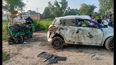 According to the police, nine people were travelling in the auto-rickshaw at the time of the accident. (HT)